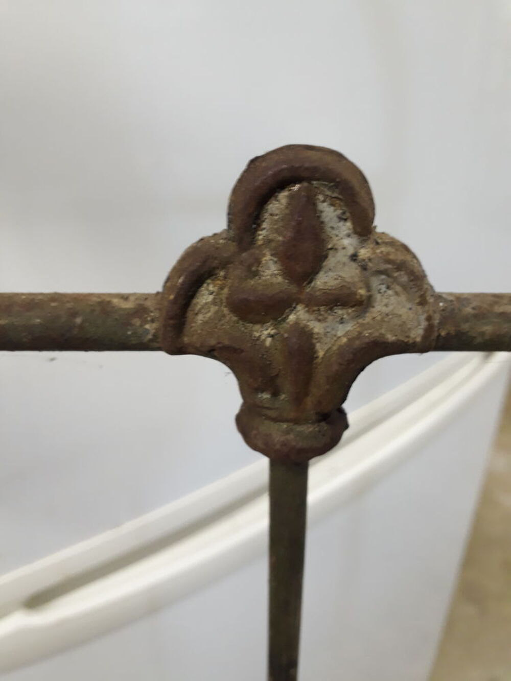 lit fer style campagne
Meubles