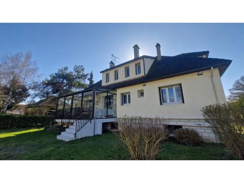   Maison F7 Maison - 7 pièce(s) - 175 m²