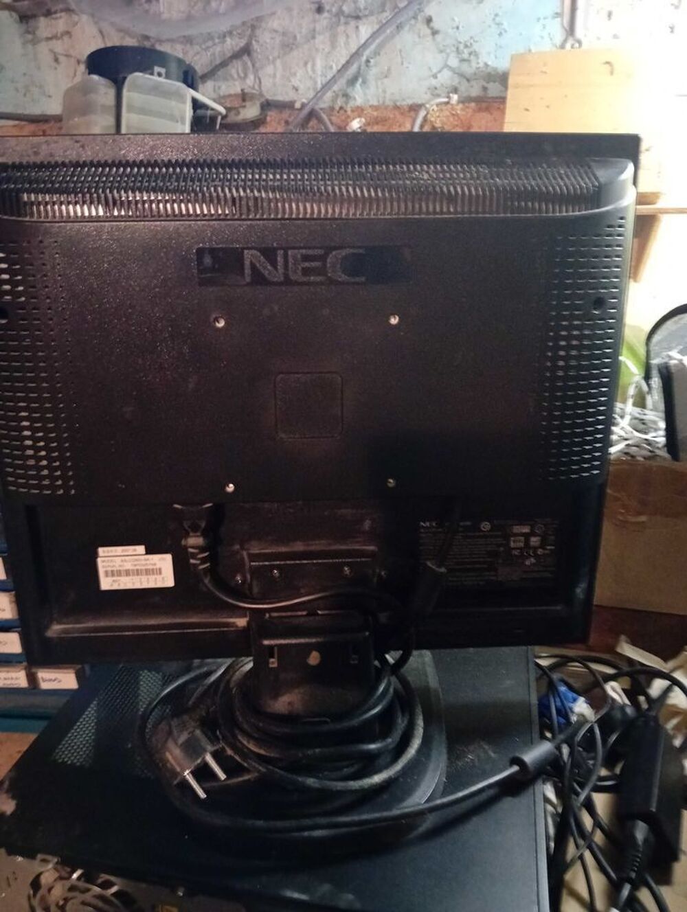 &eacute;cran pour pc de bureau Matériel informatique