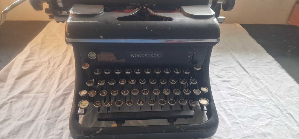 machine a &eacute;crire ancienne 