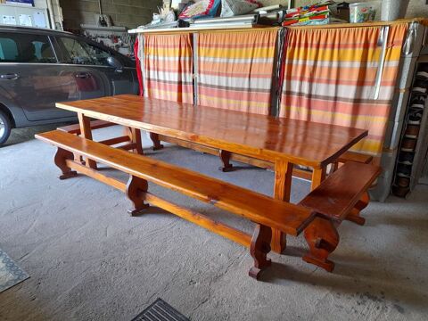 Table + 4 Bancs 750 Ch�teau-Gontier (53)
