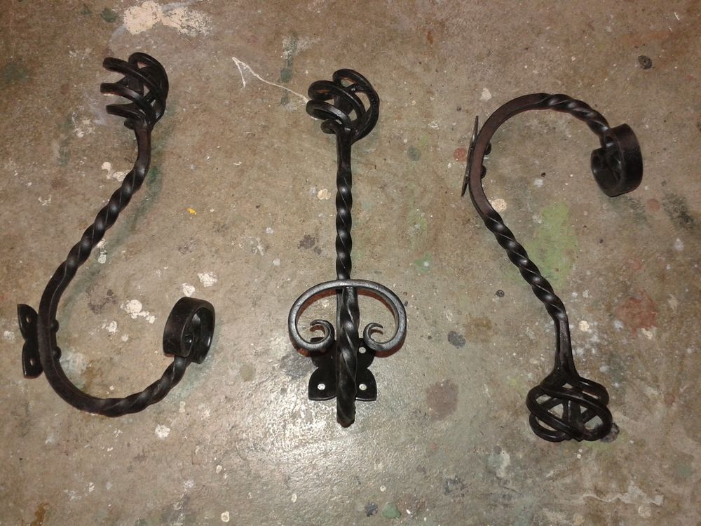 pat&egrave;res en fer forg&eacute; neuves Décoration