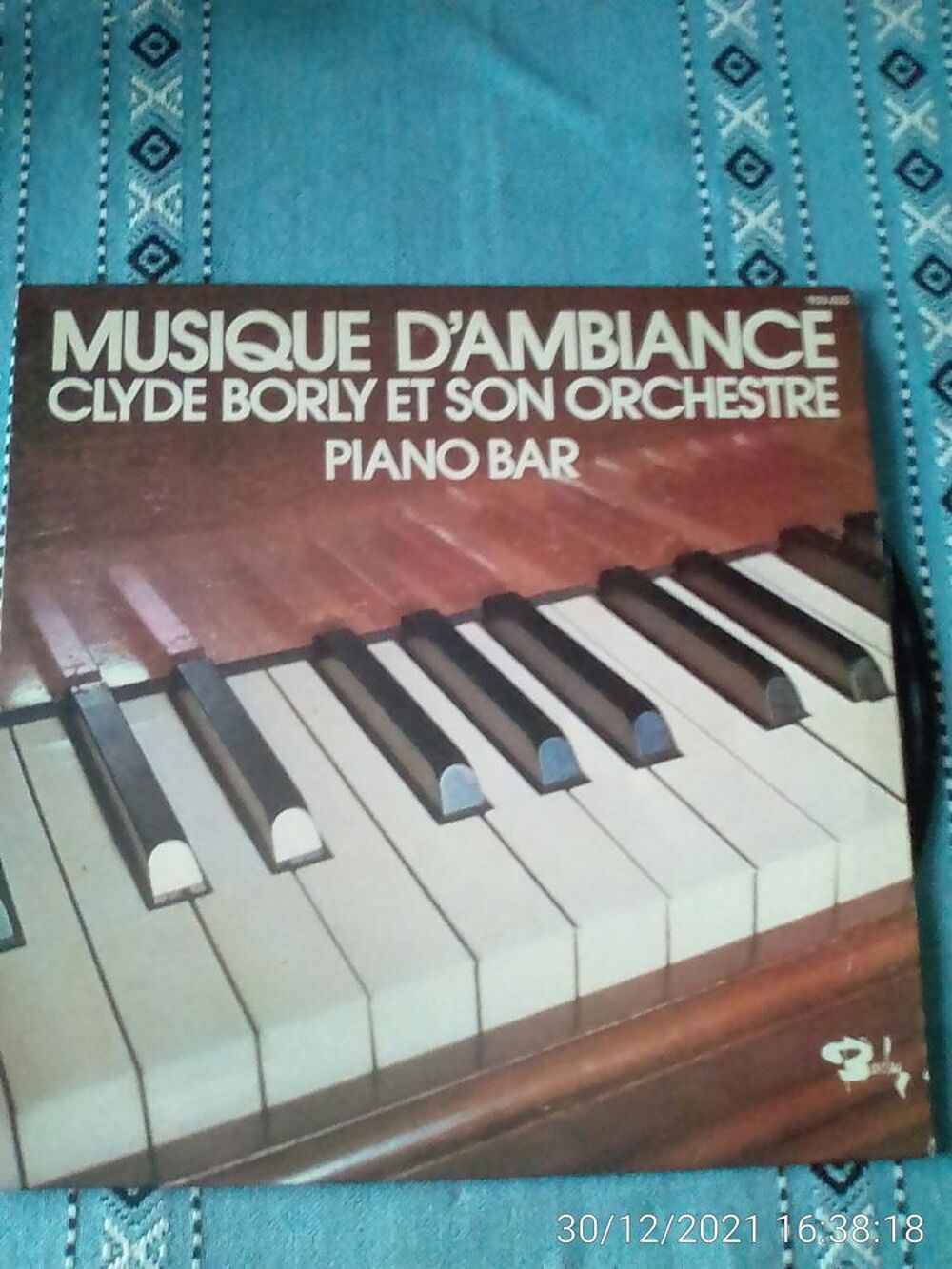 Vinyle 33T PIANO BAR-CLYDE BORLY CD et vinyles