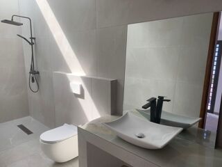  Villa � vendre 4 pi�ces 162 m� Ngaparou, s�n�gal