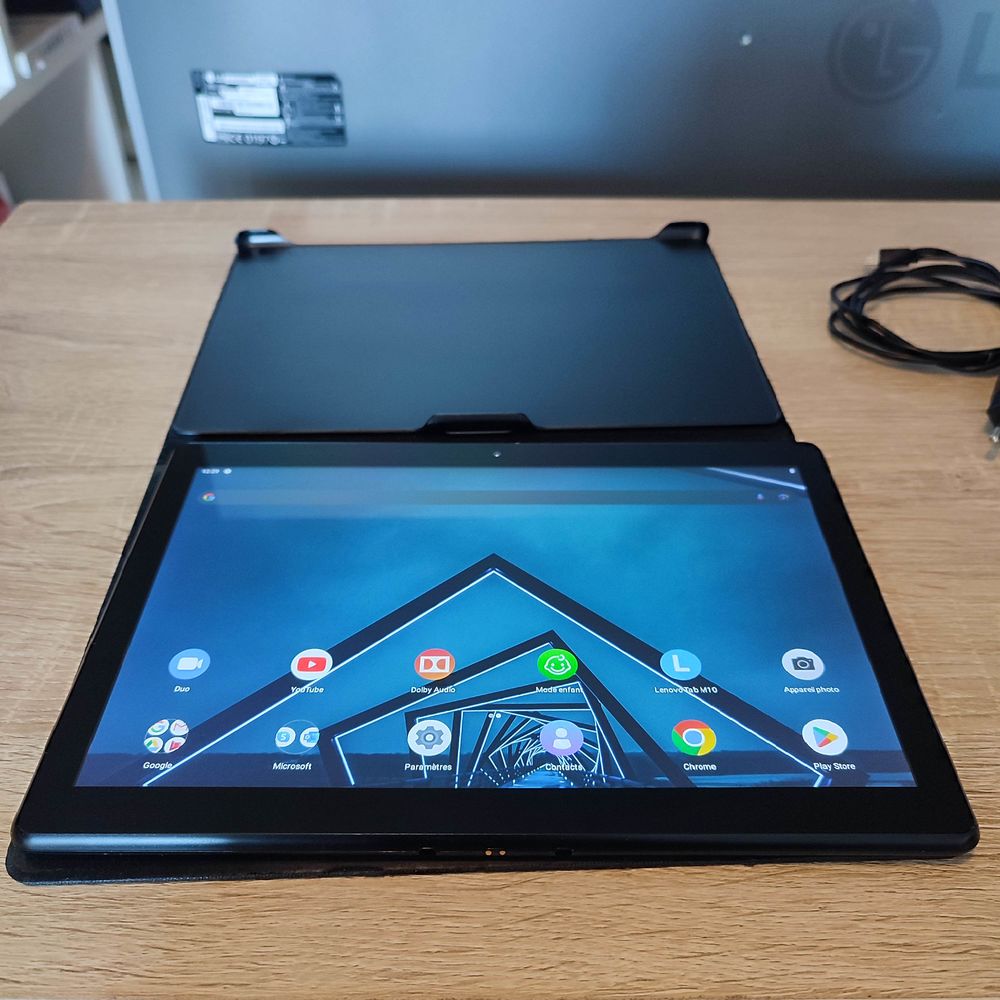 Tablette Lenovo Tab M10 Android T�l�phones et tablettes