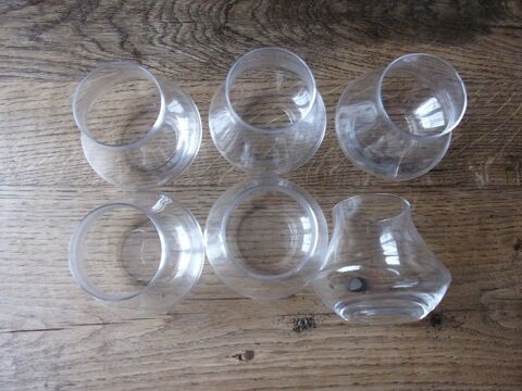 6 verres 10 Montaigu-la-Brisette (50)
