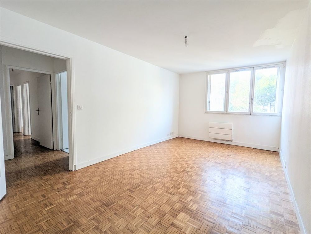 Location Appartement Appartement 3 pièces calme et lumineux Paris 18