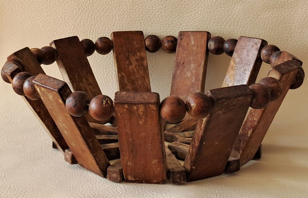 ancien panier corbeille &agrave; fruit vintage en bois Décoration
