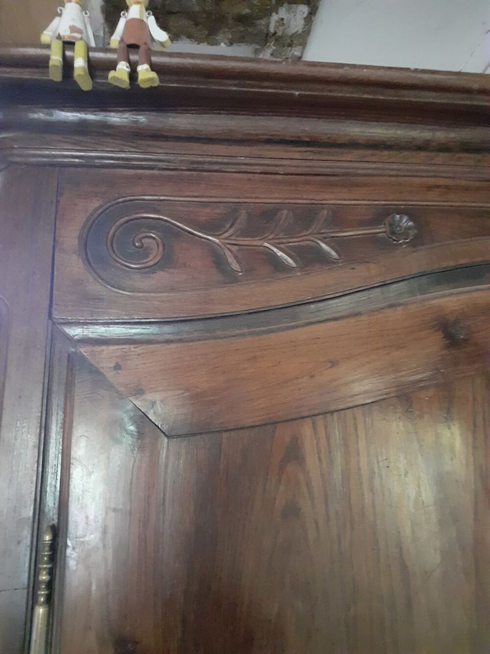 armoire ancienne malouine ( St Malo) en poirier Meubles