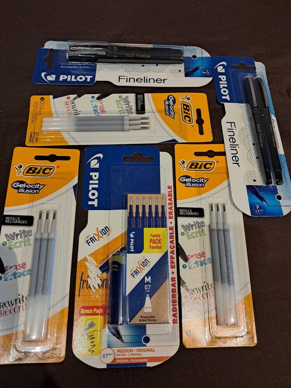 4 pilot fineliner neuf, 6 recharges pilot frixion effa&ccedil;able Jeux / jouets