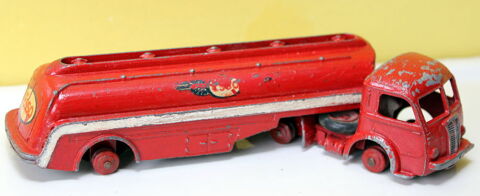 DINKY Tracteur Panhard avec Semi Remorque Citerne Esso  20 Issy-les-Moulineaux (92)