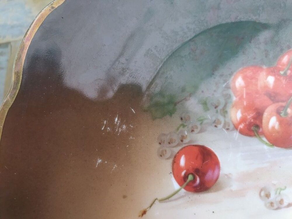 Assiette Porcelaine XIX&egrave;me Moritz Zdekauer Austria Cerises 