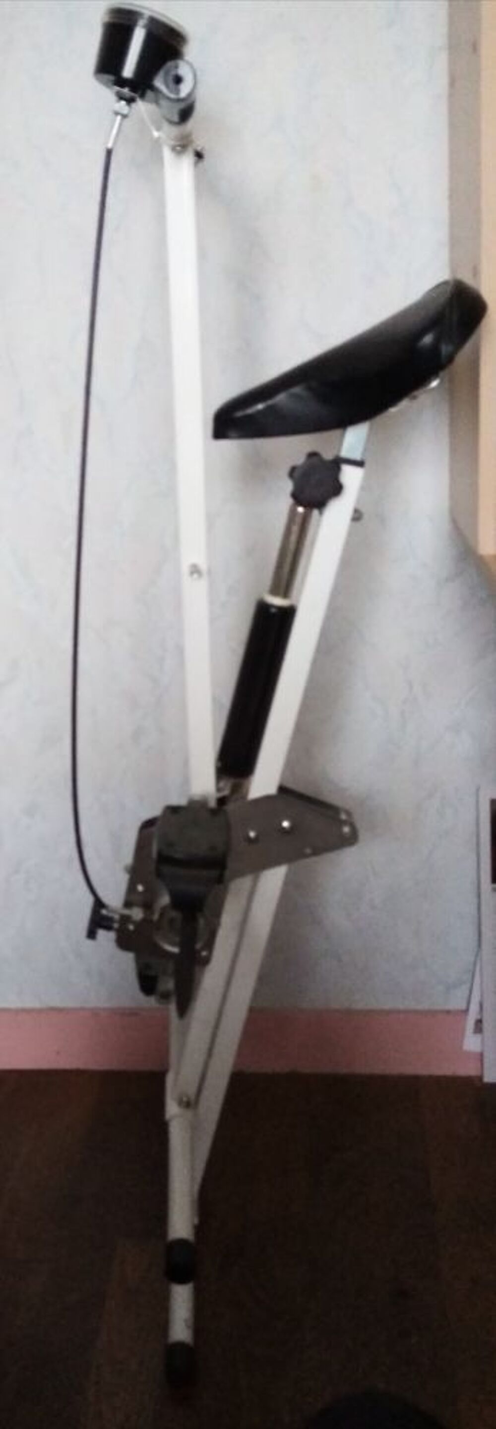 v&eacute;lo d'appartement, pliable, avec fonction rameur Vélos