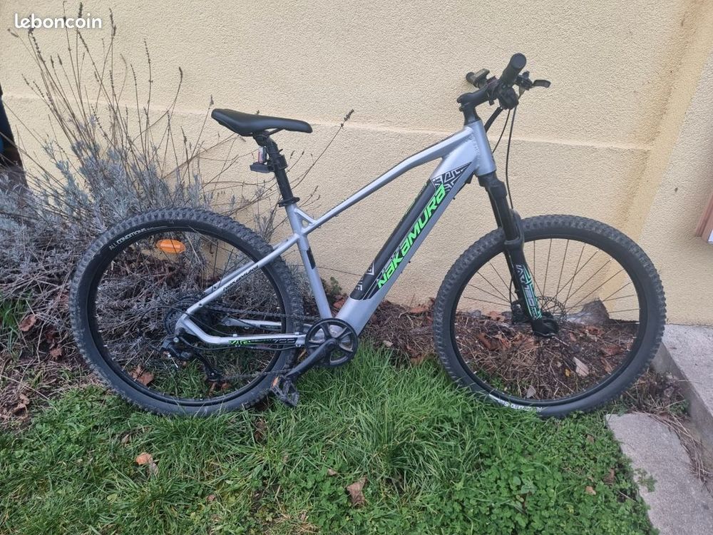 VTT electrique nakamura esummit 700 V�los