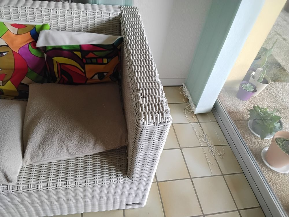 Fauteuils resine Meubles