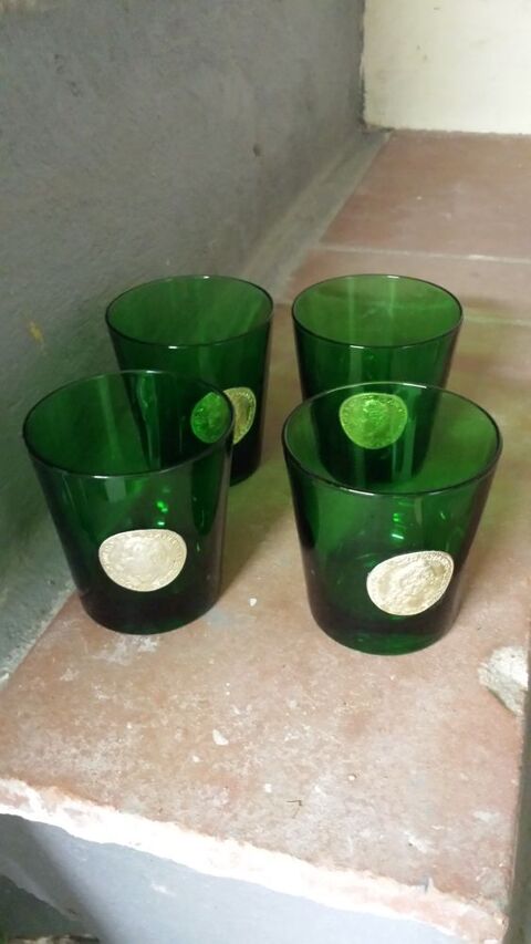 4 verres fumé coloris vert et autres modèles 0 Mérignies (59)