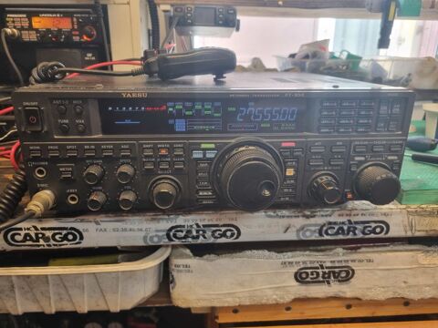 D�cam�trique Yaesu FT950 650 Cenon (33)