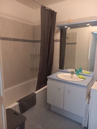  Appartement à louer 2 pièces 44 m²