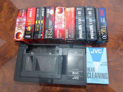 Adaptateur cassette VHS-C et Cassettes pour camscope VHS-C  66 vry (91)