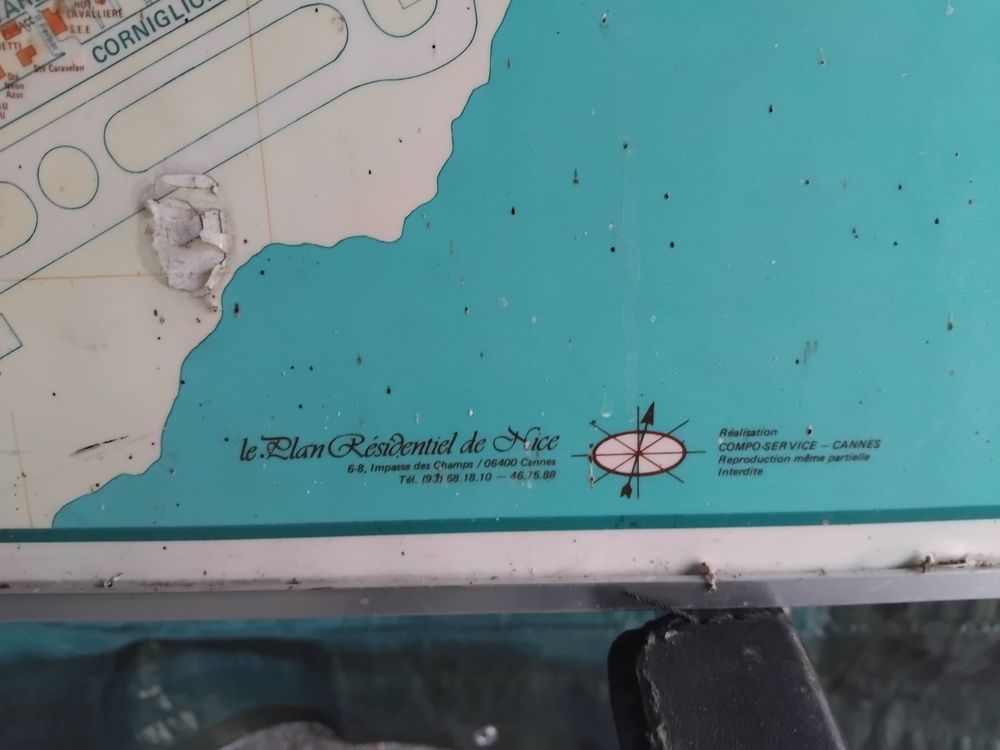 Grand plan murale vintage de Nice ancien mobilier urbain . 
