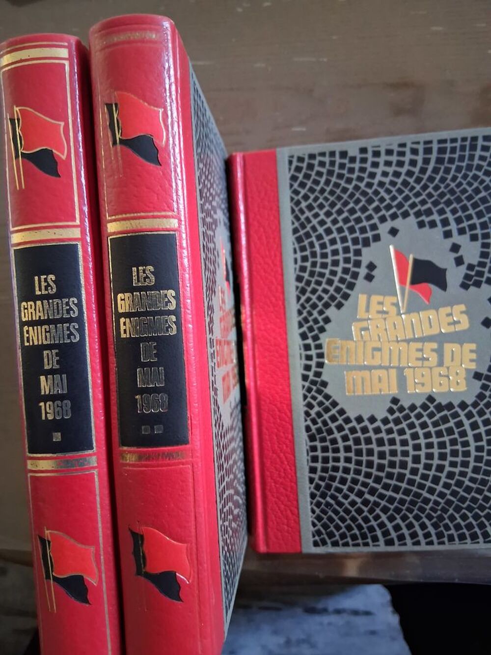 Les grandes &eacute;nigmes de mai Livres et BD