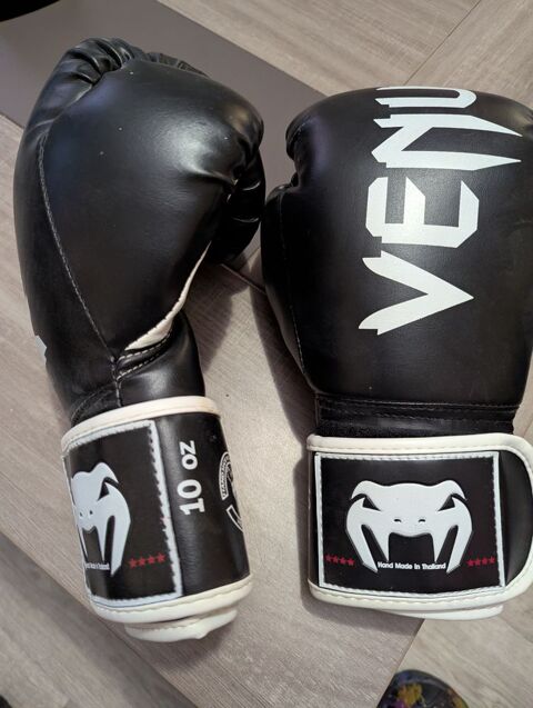 Gants de boxe venum 35 Viviers (07)