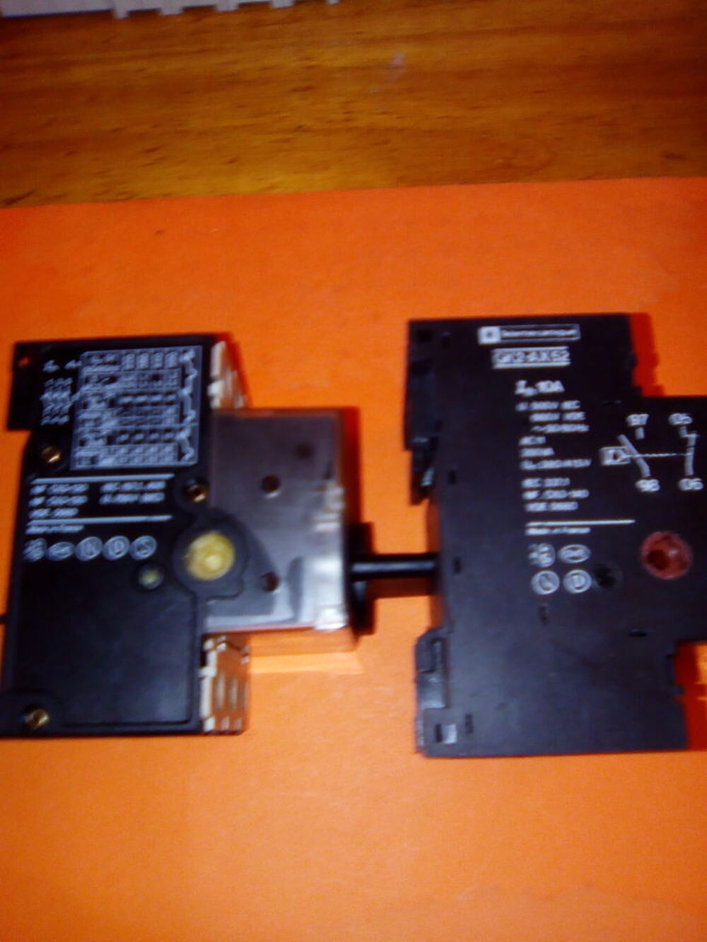 Telemecanique gk2- optimal 25 starter 380v
Bricolage