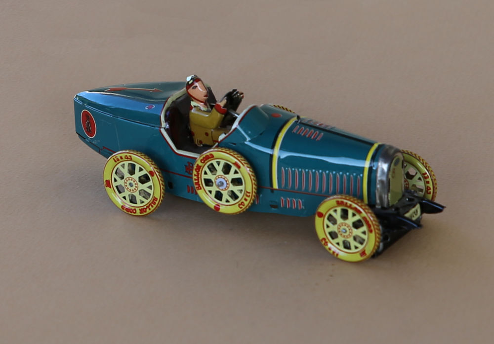 Voiture miniature repro Bugatti &agrave; ressort en tole Ballon Cor Jeux / jouets