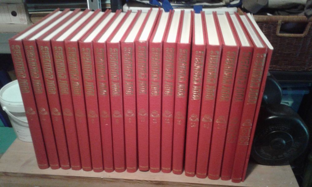 Livres tout l'univers Livres et BD