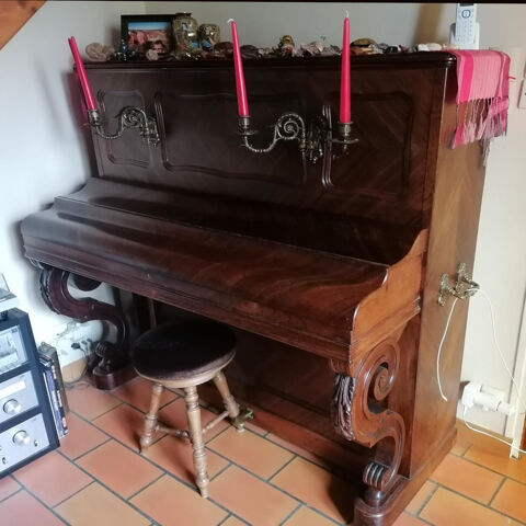 Piano Gaveau 250 Fontaine-le-Comte (86)