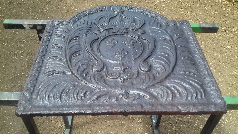 Plaques de chemin&eacute;e en fonte
Décoration