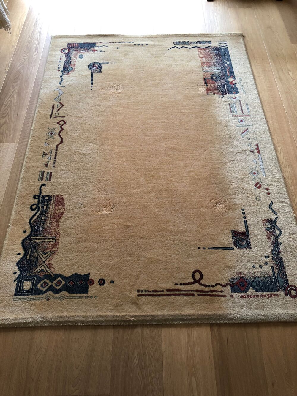 Tapis d&eacute;coratif &agrave; motifs traditionnels Décoration
