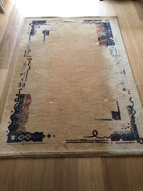 Tapis décoratif à motifs traditionnels 40 Boulogne-Billancourt (92)