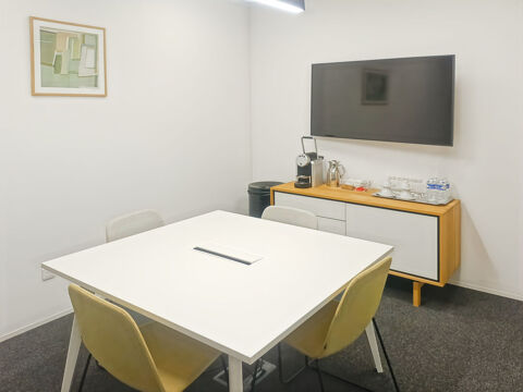 Espace de bureau ouvert pour 10 personnes &agrave; Marignane, Floricity 1899 13700 Marignane