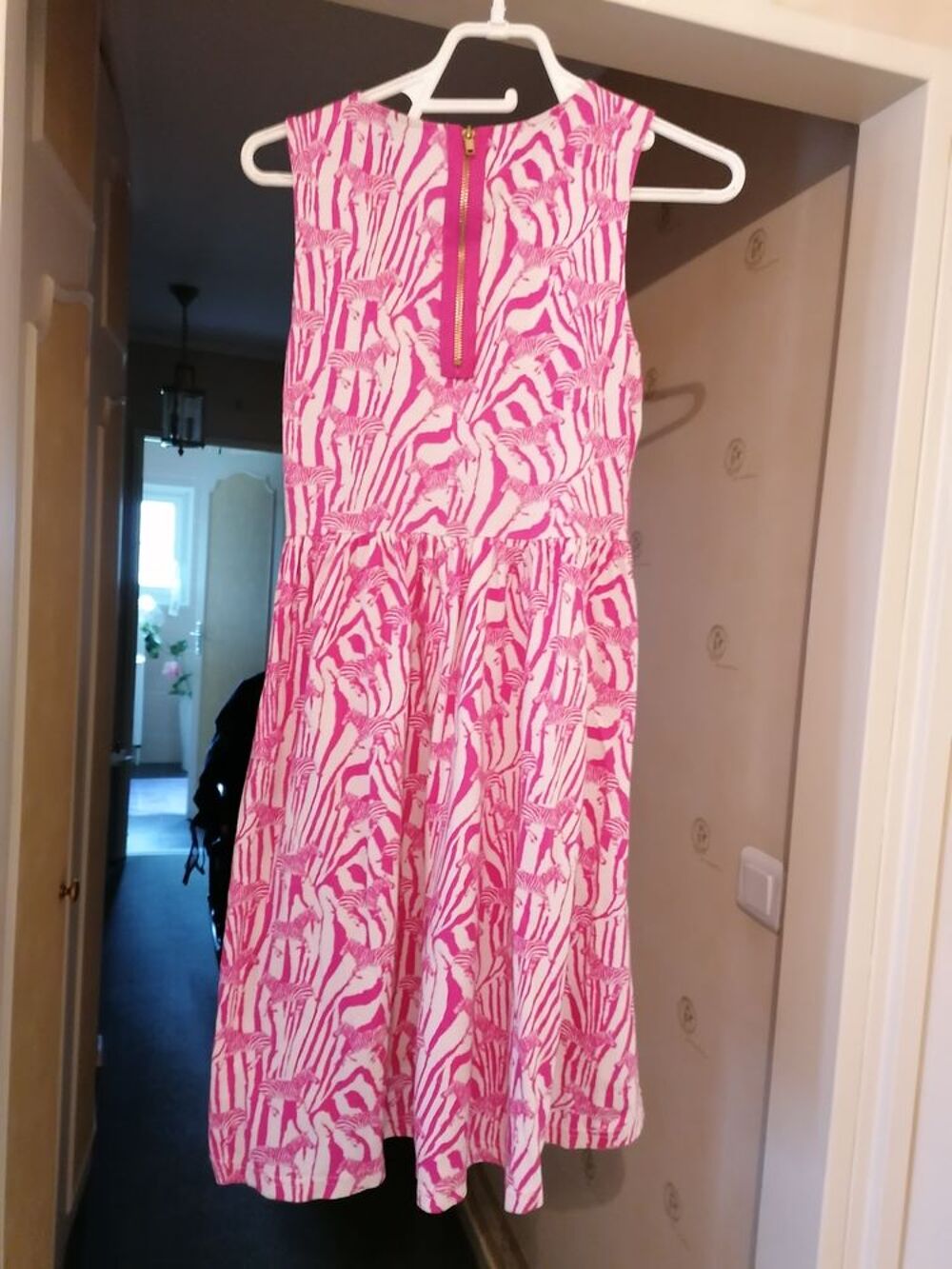 Robe courte ss manches Vêtements