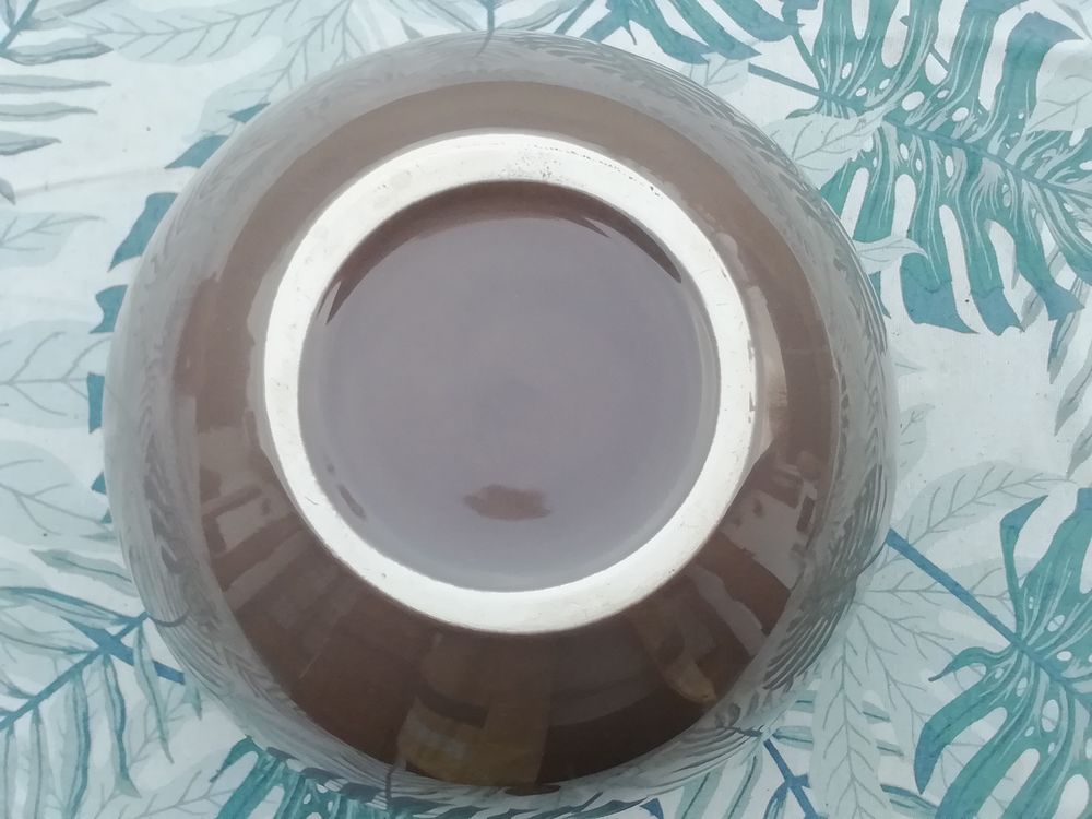 Grand plat marron diam&egrave;tre 28cm neuf Cuisine