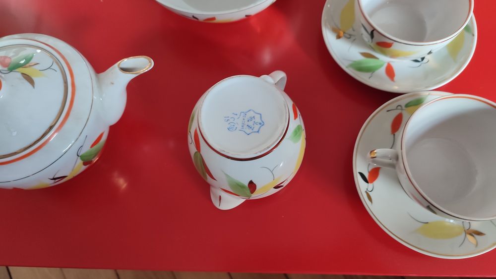 Superbe service &agrave; th&eacute; p&eacute;riode Art D&eacute;co 