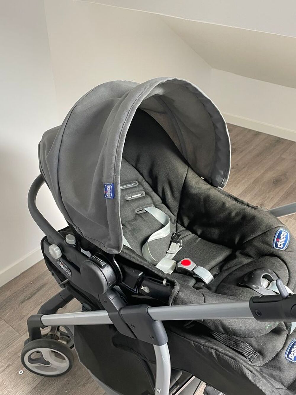 Poussette Trio Chicco Puériculture
