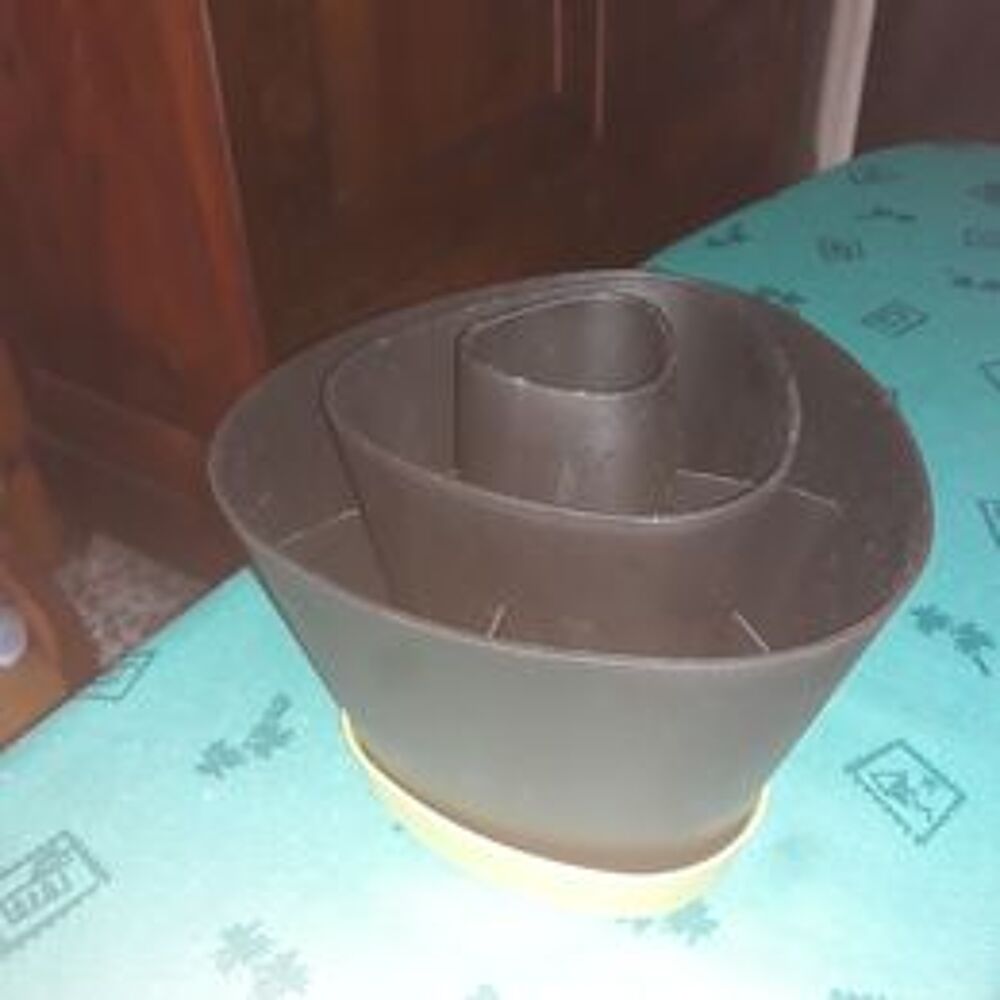 Pot &agrave; ustensiles Tupperware Cuisine