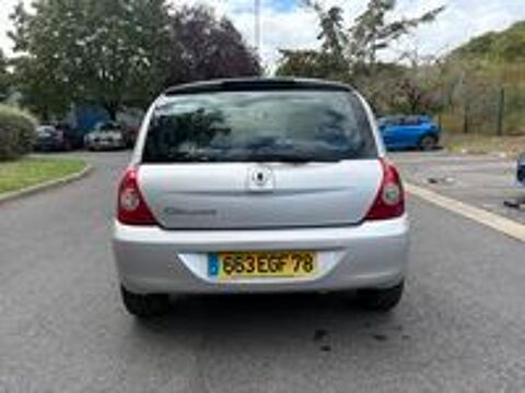 Clio II RENAULT CLIO II (2) CAMPUS 1.5 DCI 80 5P 2007 occasion 95610 &Eacute;ragny