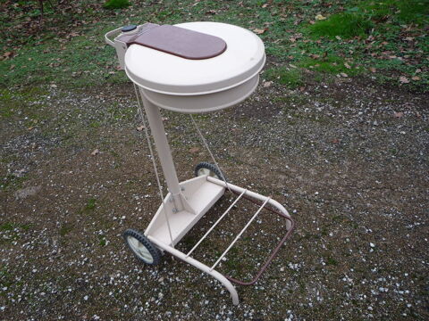 Support pour sac-poubelle Rossignol 85 Castres (81)