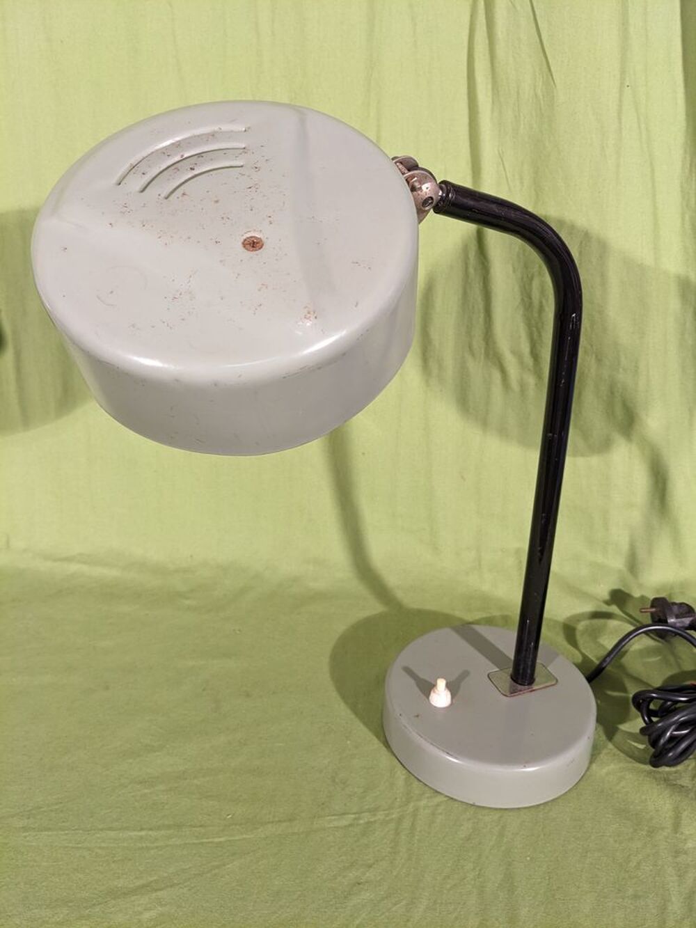 Lampe militaire vintage 1950 RDA Allemagne de l'est ou URSS Décoration