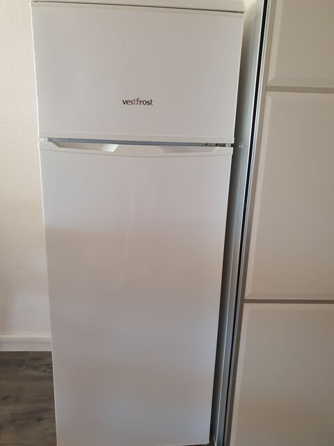 Rfrigrateur/conglateur de marque Vestfrost.
90 Cannes (06)
