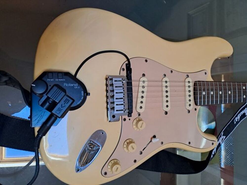  Guitare Fender Stratocaster made in Usa N&deg;: E483757 Instruments de musique