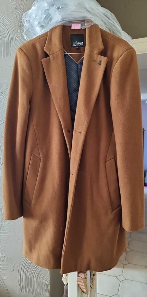 Très beau manteau homme. Taille M. Marque Jules 35 Oullins (69)