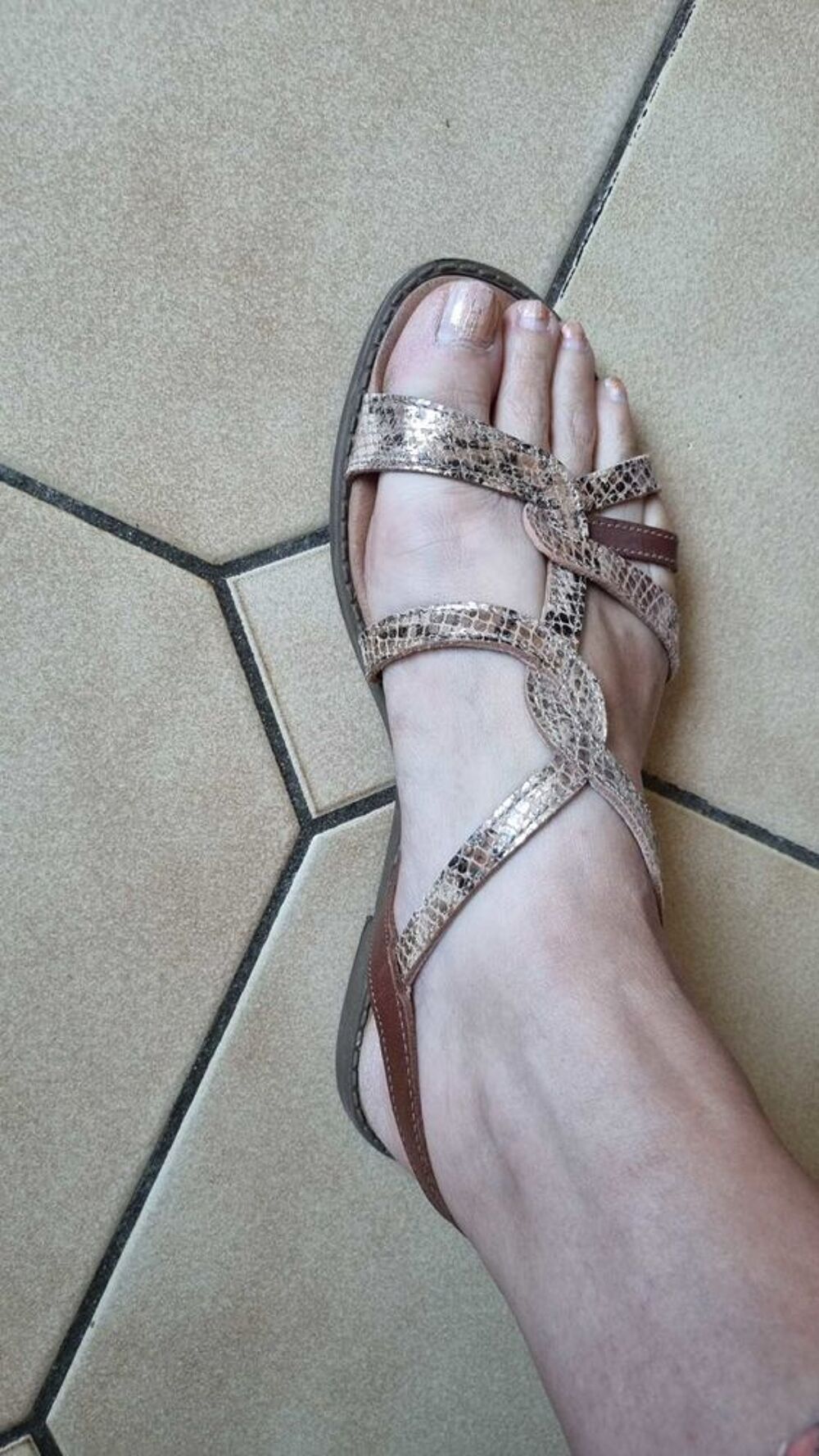 Sandalettes P39. Cuir int&eacute;rieur Chaussures