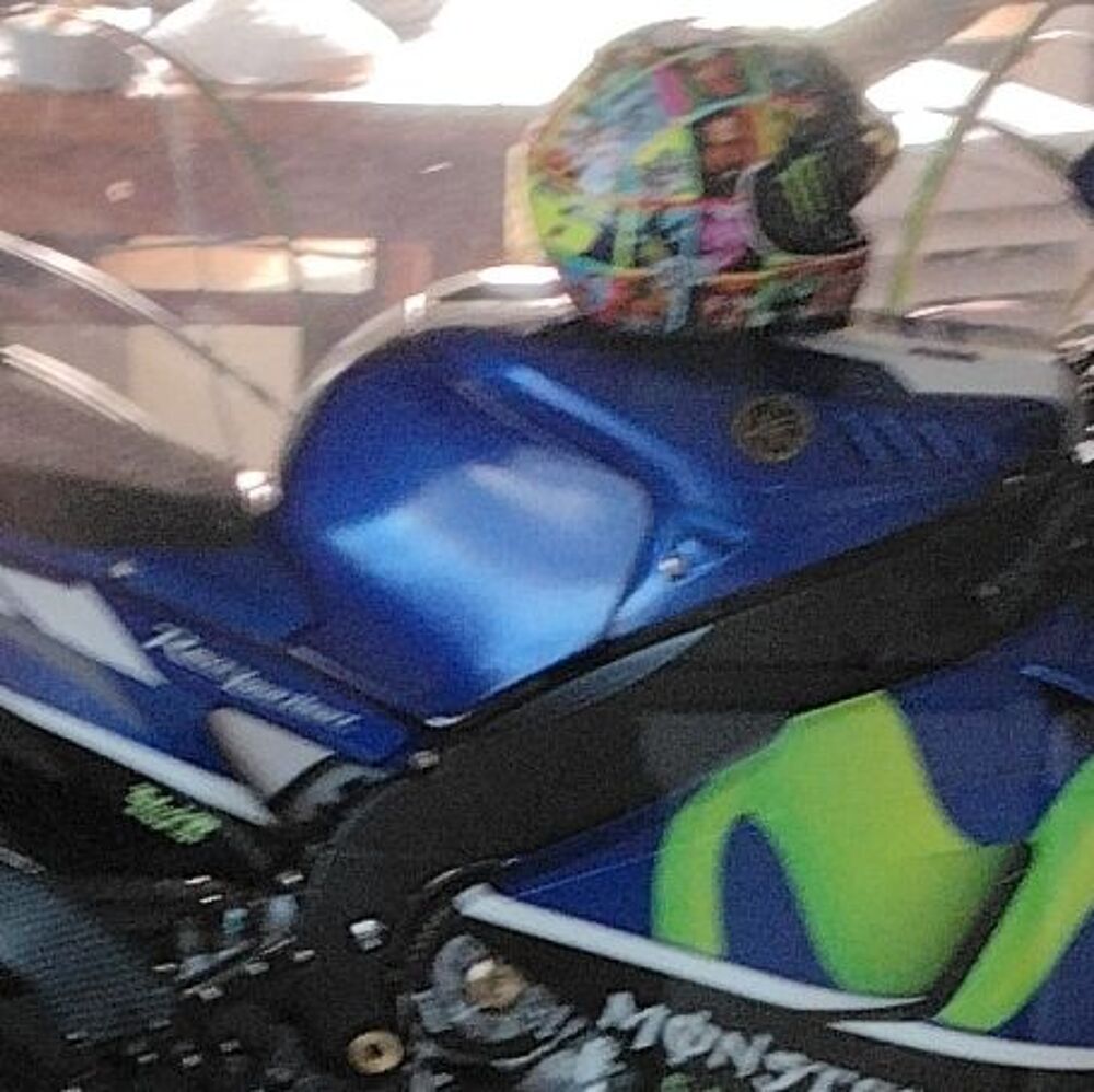 Yamaha YZR M1 2016 1/4&egrave;me Altaya Décoration
