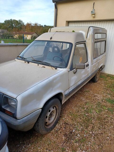 Renault express 5 places essence