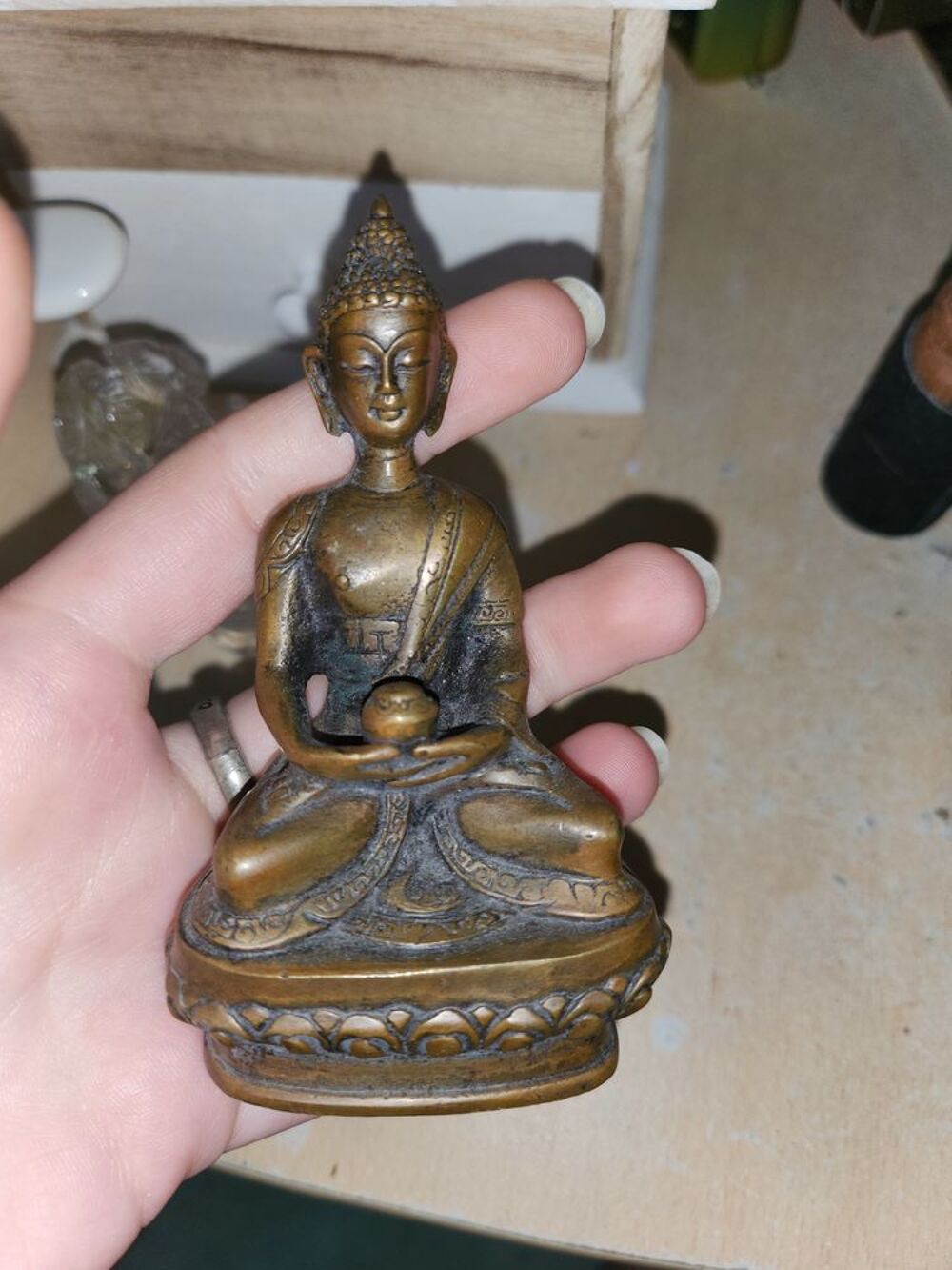 Statue Bouddha en m&eacute;ditation en bronze. Décoration