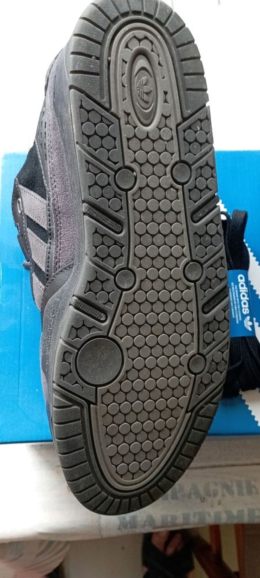Chaussures ADIDAS Chaussures